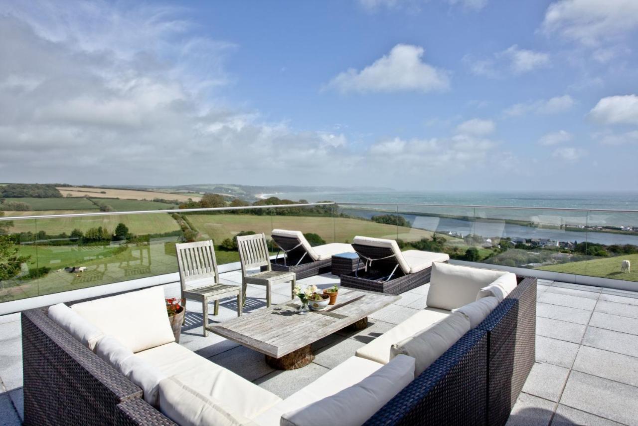 Вилла Golden Meadow, Torcross Stokenham Экстерьер фото